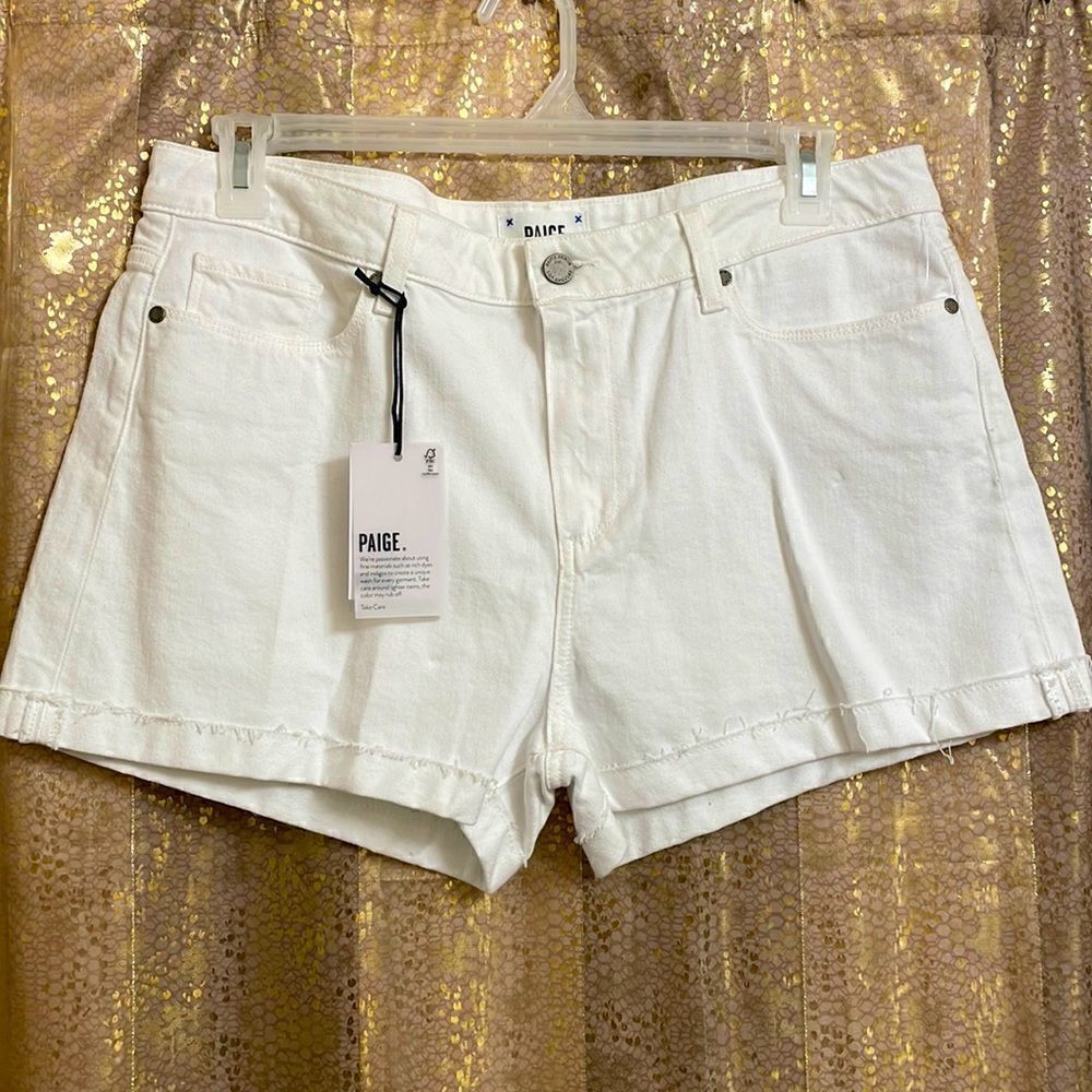 PAIGE Jimmy Jimmy optic white high rise jean shorts, size 14/32 NWT